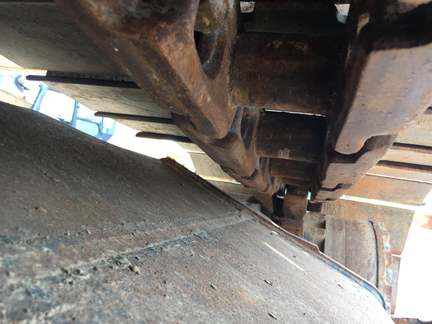 ./imagenes/INVOICE/2019/17081/EXCAVADORA CATERPILLAR 320E (24).JPG